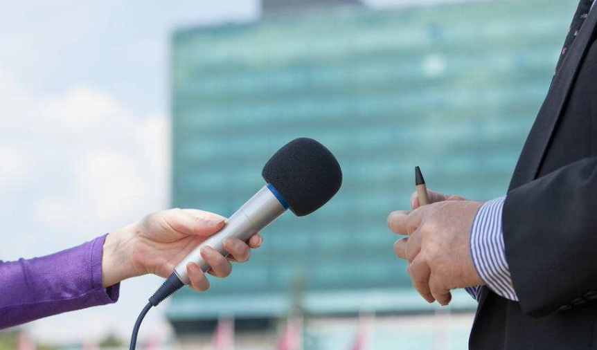 “刘海军主持召开三安光电项目建设指挥长会议”